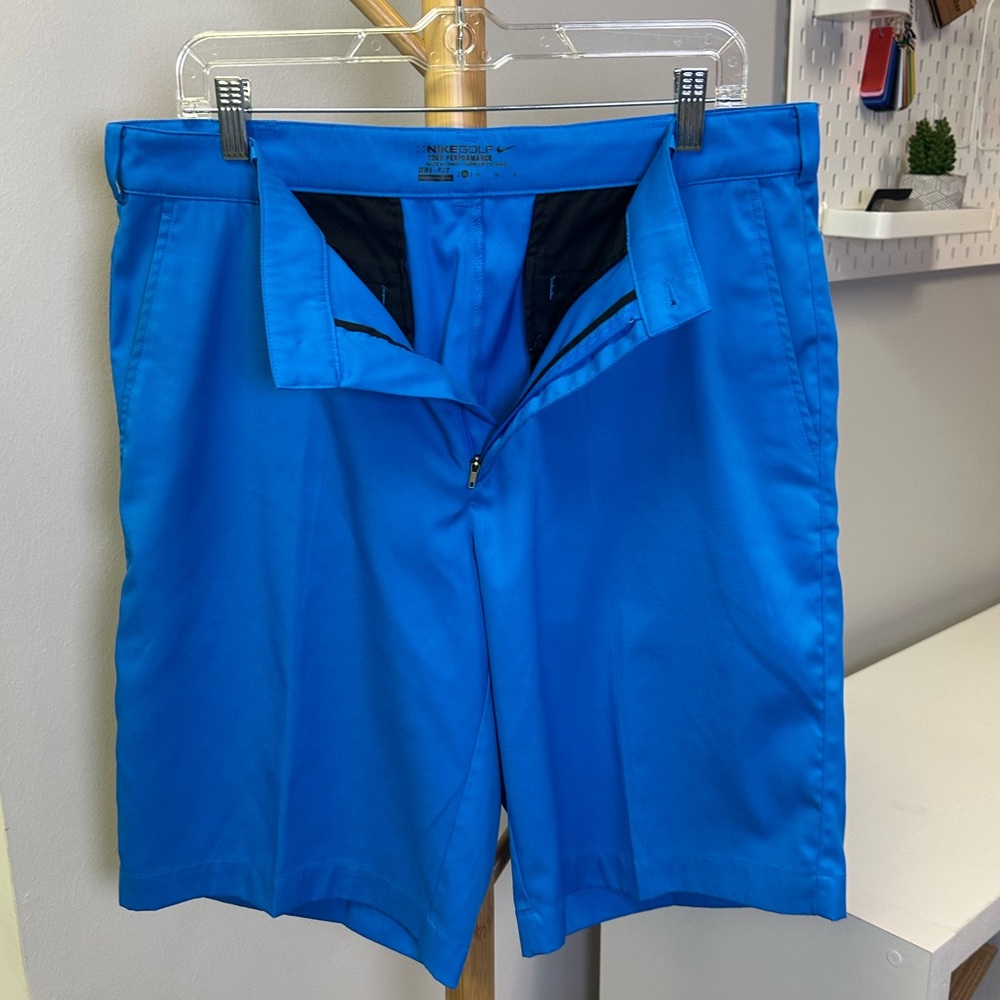 Nike Men's Athletic Shorts - Blue - Picture 4 of 4